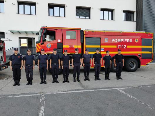 Pompierii militari arădeni, în misiune în Serbia pentru stingerea incendiilor de vegetație