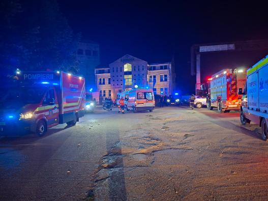 Incendiu la un centru de îngrijire bătrâni,de pe Calea Aurel Vlaicu . Trei pacienți, evacuați