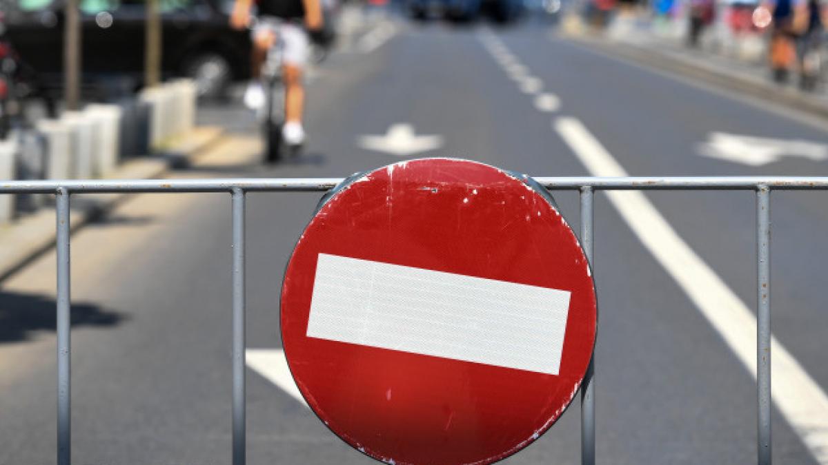 Restricție permanentă pentru camioanele de peste 7,5 tone pe DJ 682, între Făget și limita cu județul Arad